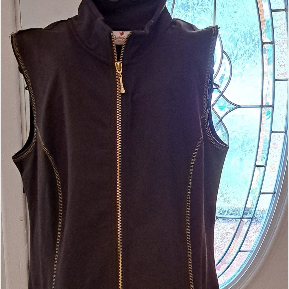 Quacker Factory Vest (B19)